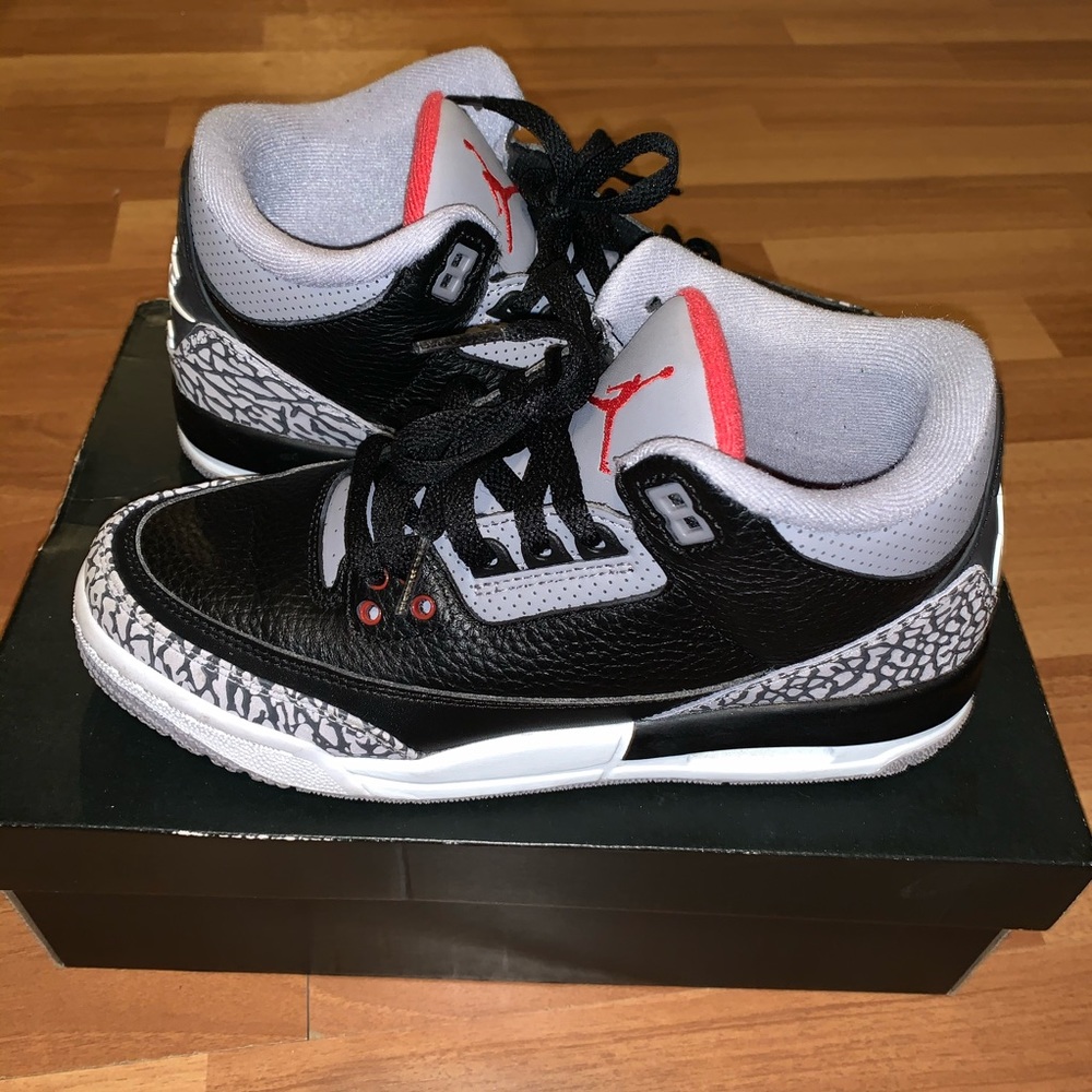 Black cement Jordan 3